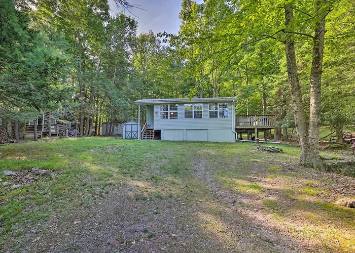Greentown Getaway Walk To Lake Wallenpaupack